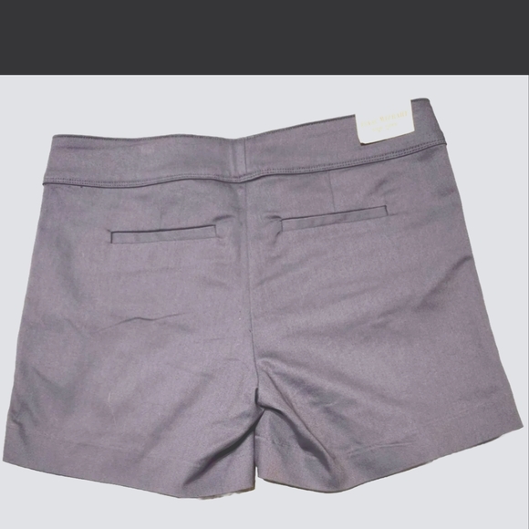 Issac Mizrahi Tailored Short Size 6 NWT - Picture 2 of 5